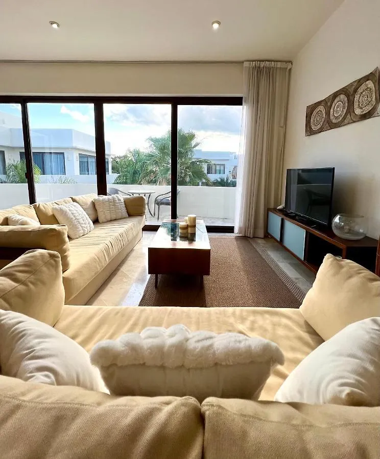 Apartment Amazing Luxury Penthouse With Sunset,Sunrise View, Private Jacuzzi And Rooftop Pool Tulum